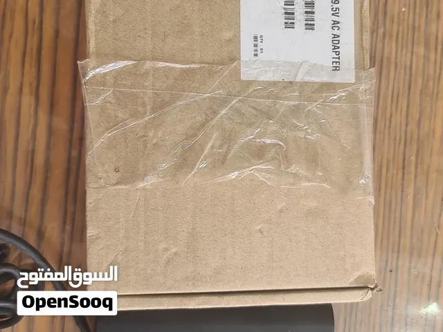 شواحن لابتوب أنواع متعددة بعضها جديد لم يستخدم قط