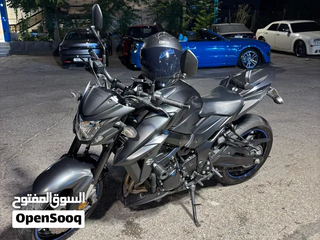 Suzuki gxs 750