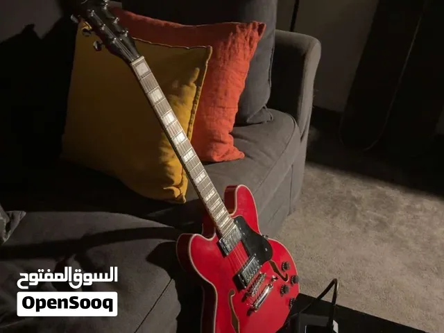 Electric guitar semi Hollow Gibson Paul less