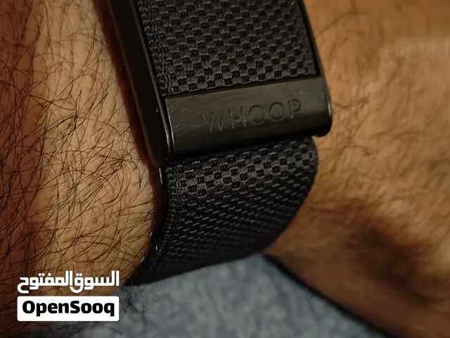 سوار تتبع اللياقة البدنية والنشاط WHOOP 4.0.