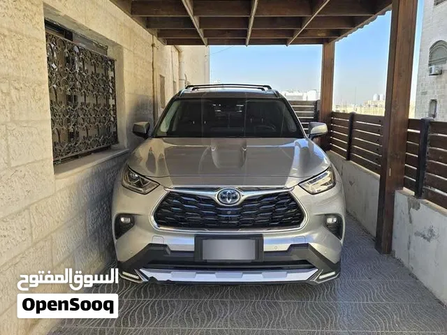 Used Toyota Highlander in Amman