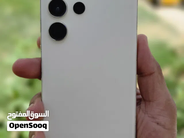 جهاز S23 Ultra 256GB. الجهاز شرق أوسط، دبل سيم كارت، الرام 12GB. الجهاز نظيف مثل ما موضح