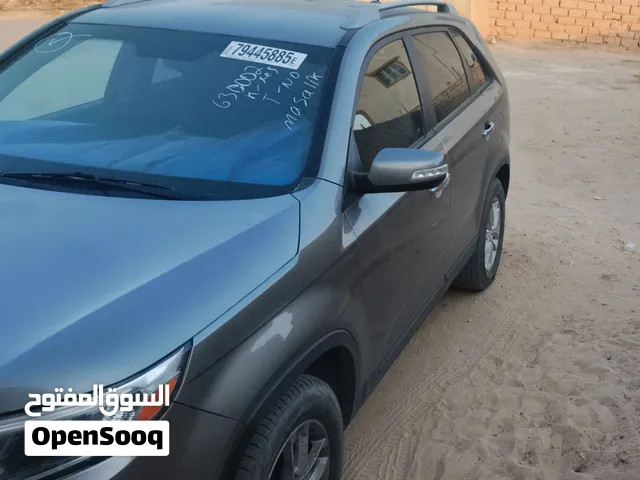 كيا سورينتو 2015 امريكية جمرك ماشية 12800 ميل