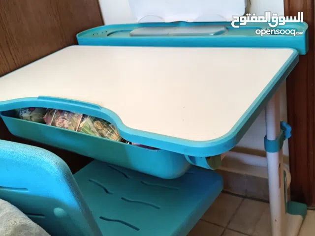 مكتب دراسي للاطفال متين جدا