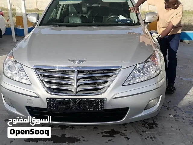 2010 جينيسيس G70