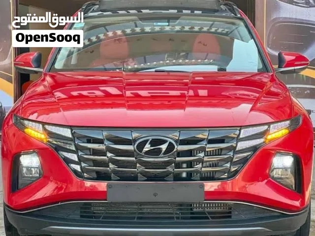 هيونداي توسان موديل 22 الفئة الثالثه لون احمر عداد 50 ألف ماشاء الله السيارة بدون ملحوظة