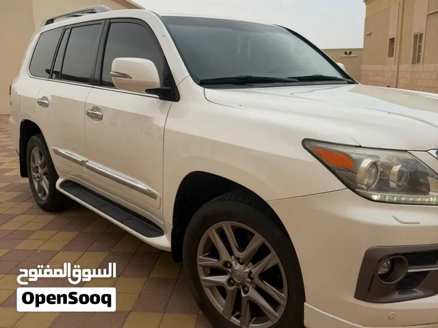 لكزس ال اكس 570