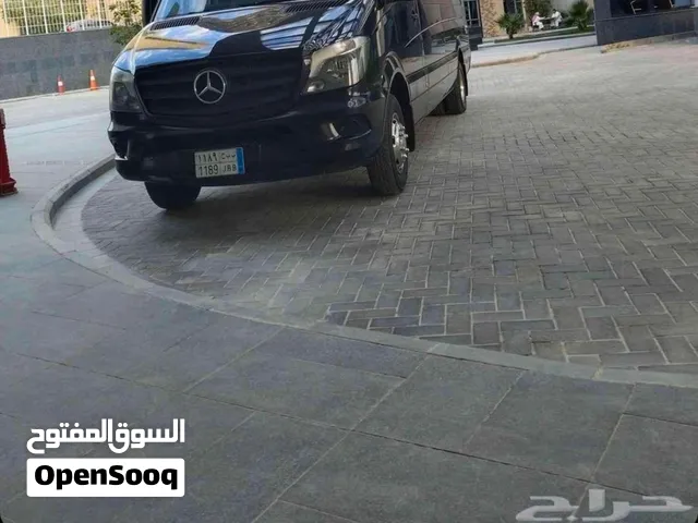 فان مرسيدس سبرنتر للبيع