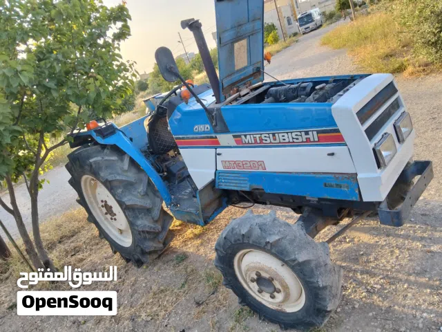 تركتر متسوبيشي وارد حره لسا ماحرث ولا دونم للبيع بسعر مناسب