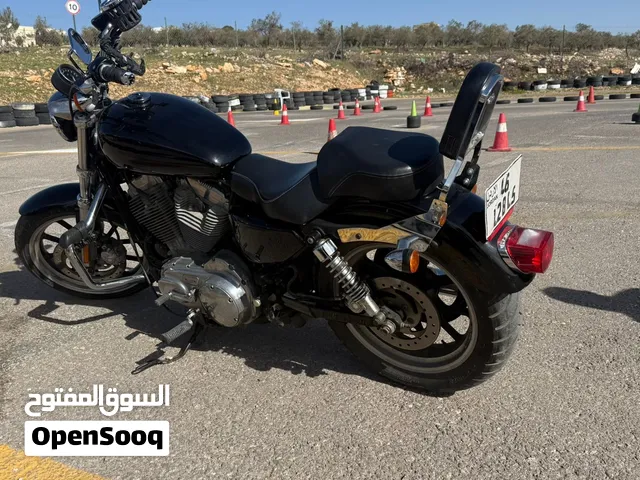 هارلي ديفيدسون Iron 883 موديل 2013 كروزر مستعمل بمحرك 750-999 سي سي