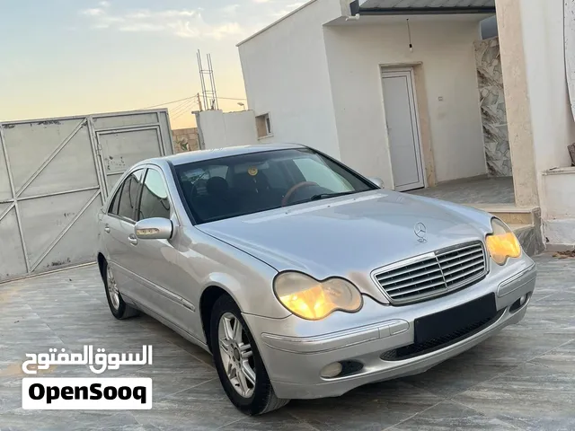 مرسيدس كاكوية توماتيك محرك الكمبروسر الاحمر عيب لا للبيع