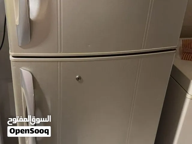 ثلاجة سانيو SANYO للبيع مستعملة
