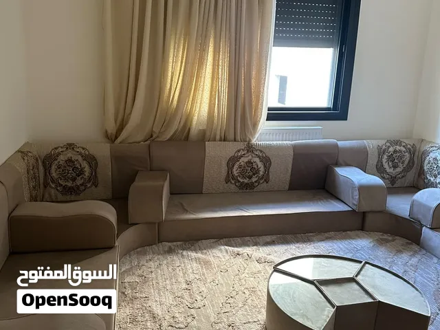 مجلس ارضي للبيع بحالة ممتازة