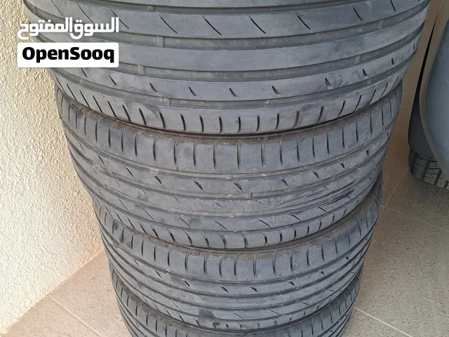 اطارات مقاس 18 بحالة جيدة
