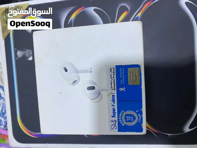 مطلوب ايربود برو2كون نسخة التايبسي او البرو 3 كون نضيفة وزينة وبسعر مناسب الي عند خلي يراسلني
