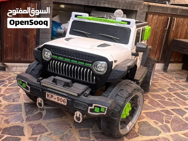 سياره أطفال