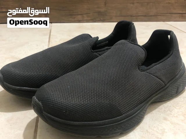 حذاء skechr (سكتشر) اصلي للبيع
