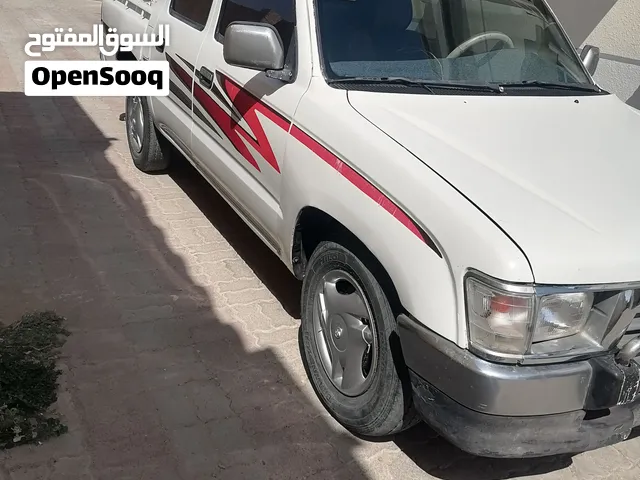 Used Toyota Hilux in Al Sharqiya
