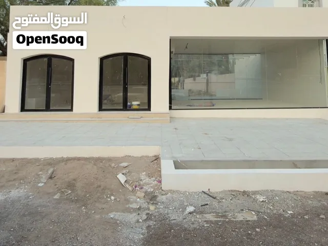محلات جديدة بموقع حيوي وممتاز