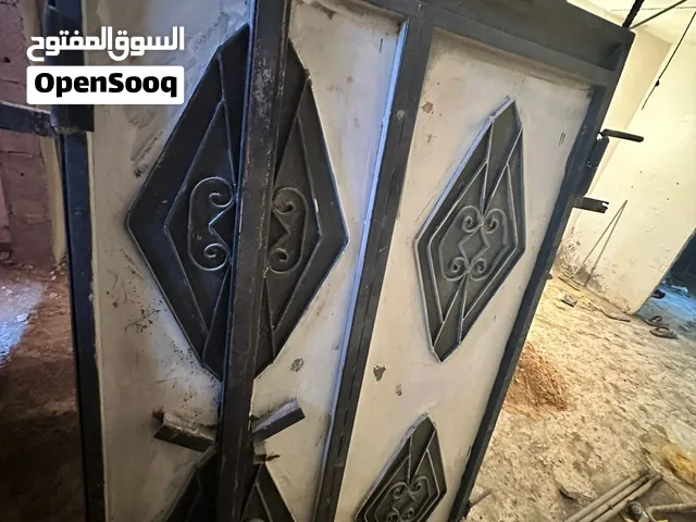 باب حديد خارجي مستعمل