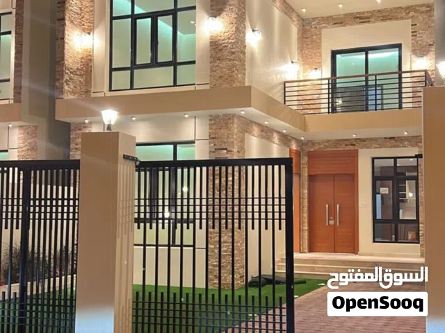 متاحه من 20 اغسطس   فيلا راقيه وموقع مميز في صحنوت بالقرب من السعاده مول يفضل التواصل بالواتس اب