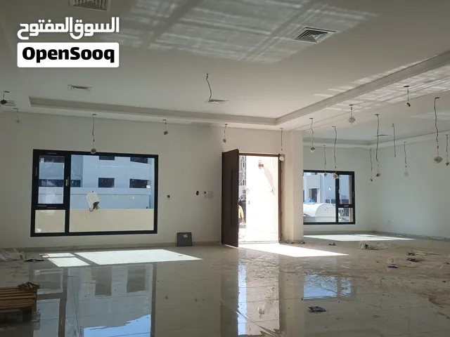 فني الومنيوم