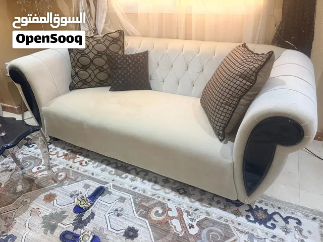 كنب للبيع. من هوم سنتر