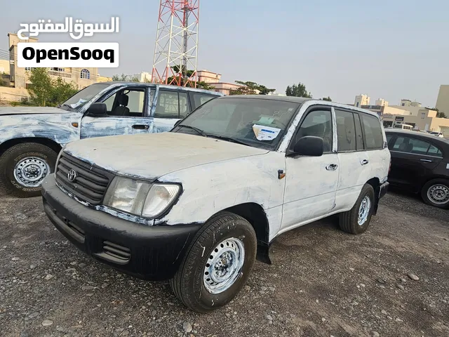 لاندكروزر 6 سلندر موديل 2001 للبيع