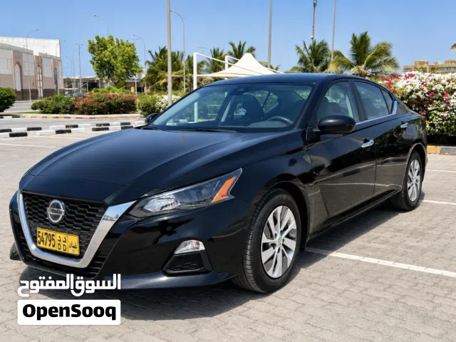 Used Nissan Altima in Dhofar