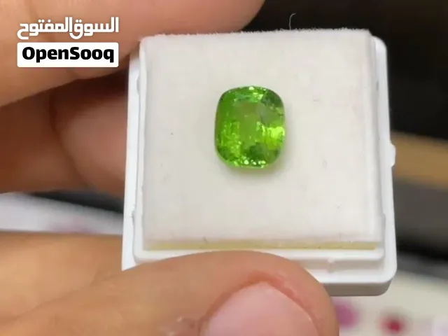 FOR SALE – NATURAL TSAVORITE GARNET 3.25 CARATS للبيع: حجر تسافوريت جارنت طبيعي – 3.25 قيراط