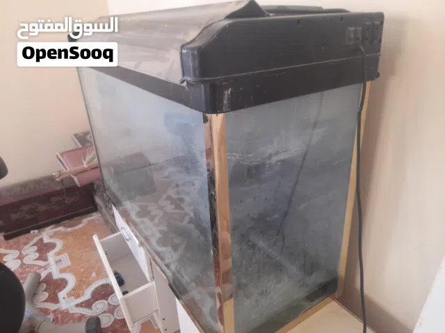 للبيع حوض سمك كبير نضيف مطلوب 20