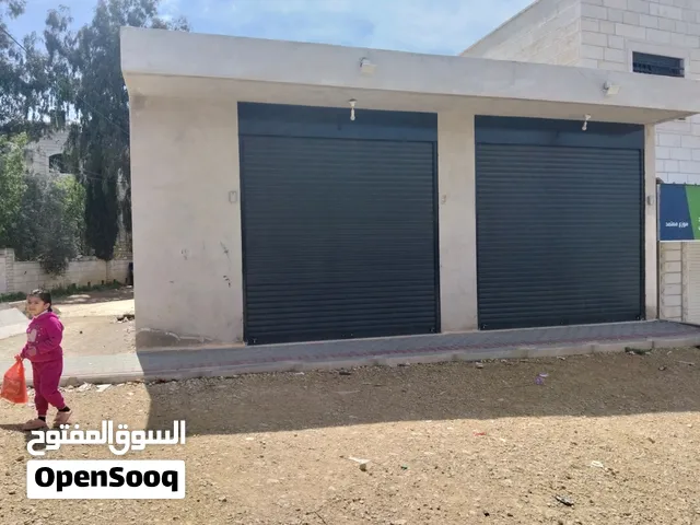 مخازن للايجار بمساحة 120 متر 1000 شيقل لكل باب