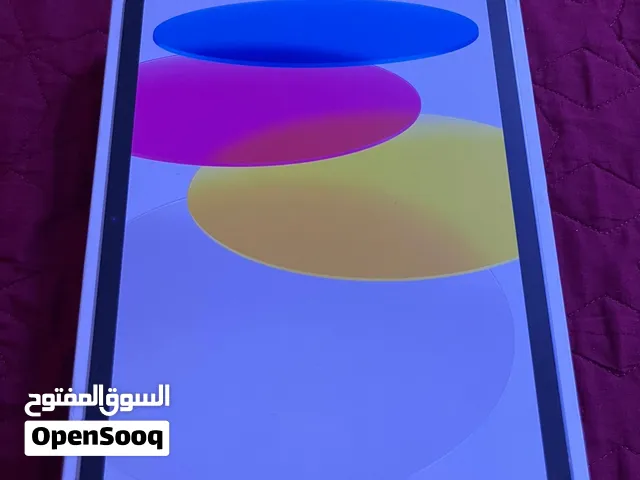 ايباد A16 لون رصاصي ممفتوح وحتى استخدام ما مستخدم فقط ساعتين للي حاب يستفسر عن السعر يتواصل واتساب