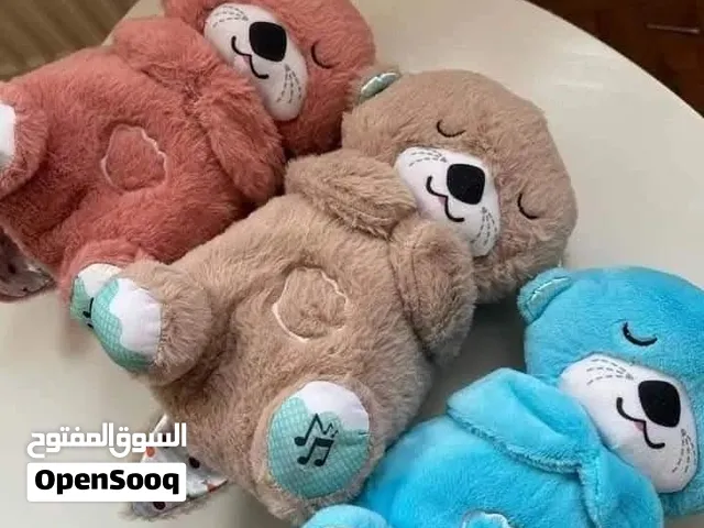 دب حضن نابض مع موسيقى وضوء