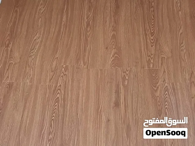 ارضيات باركيه وارضيات مكاتب ومستشفيات ارضيات فوم ارضيات spc و ارضيات lvt.