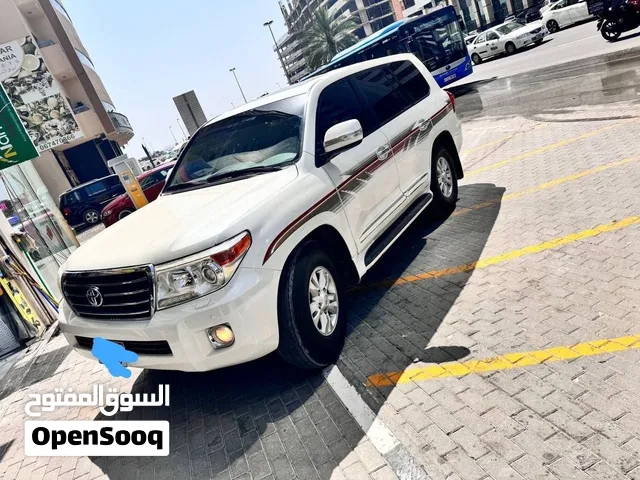 Used Toyota Land Cruiser in Sharjah