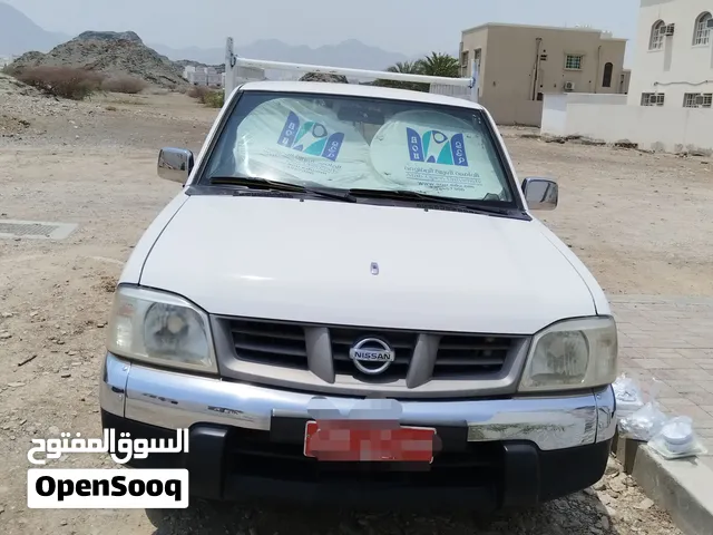 للبيع نيسان بيكاب 2012 المستخدم الاول