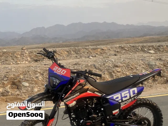 للبيع دراجة نارية تريل سبورت من وكالة شارماكس