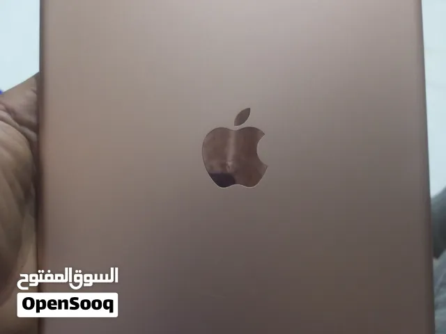 iPad الجيل التاسع 64GB للبيع  الشاشة 10.2 إنش تم تغيير الشاصي والتاتش الجهاز شغال بشكل ممتاز ما عدا