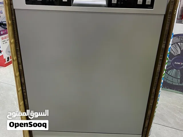 جلايه نيوتن 3 مرشات 3 سلات أسود مميز بسعر حرق