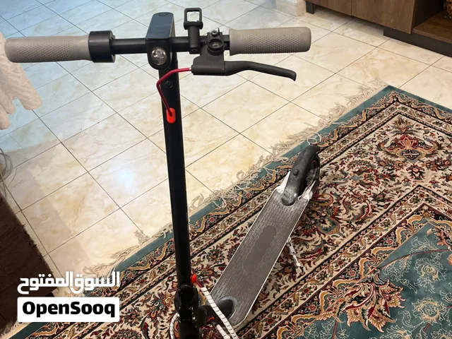 سكوتر crony