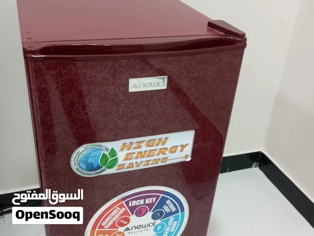 ثلاجه حجم صغير شركة نوال استعمال قليل جدا النضافه 100٪ السعر 150 الف