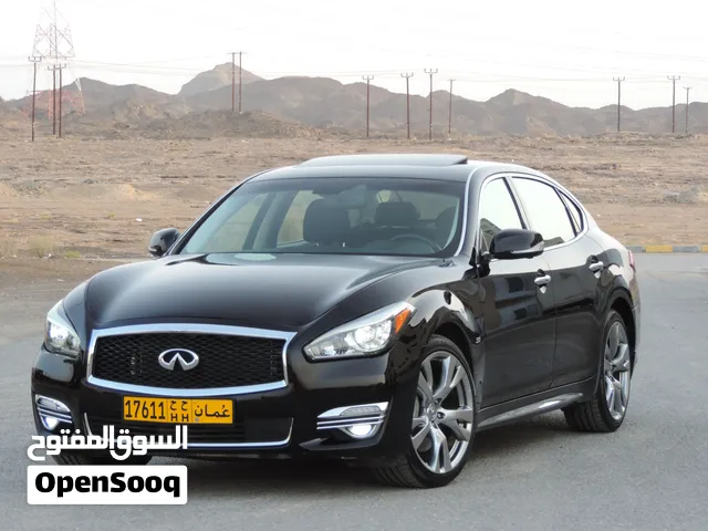 انفنتي Q70L 2018 لارج بممشى قليل وحادث بسيط ومواصفات عالية