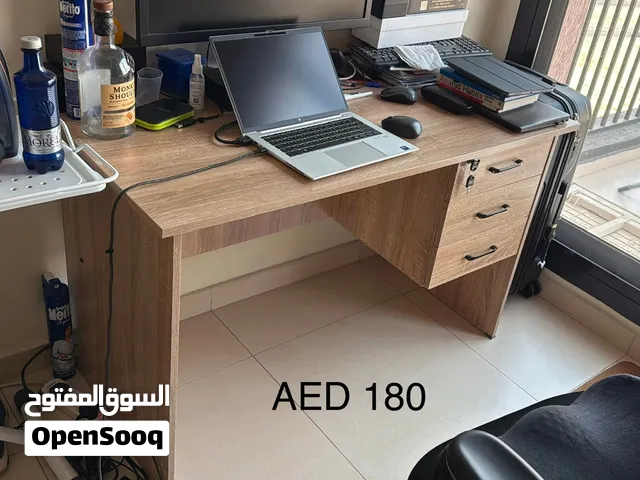 Used Computer Table