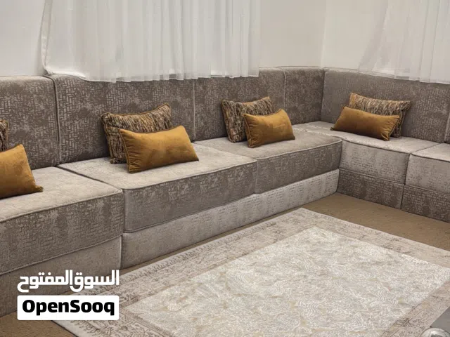 منزل مساحة الأرض 200 بجانب صيدلية ذات الصواري ملك مقدس للبيع من المالك مباشرة من واجهتين