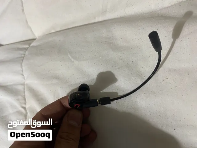 سماعات جيمينج للتلفون و كبسات شمال 2 و وصله مدخل شاحن و سماعه مع بعض للببجي بسعر حرق