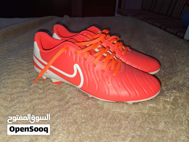 Nike Tiempo Football Shoes - Size 41 EUR (100% Original & Brand New)