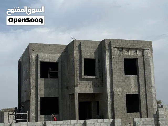بيت طابقين للبيع في صحار حي الرفعة مع إمكانية تسديد القروض الشخصية ان وجد