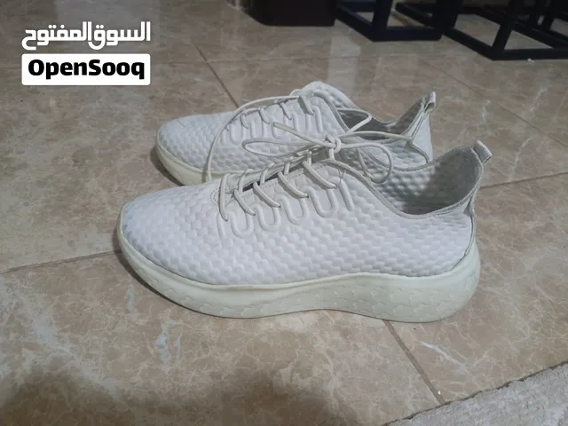 حذاء رجالي