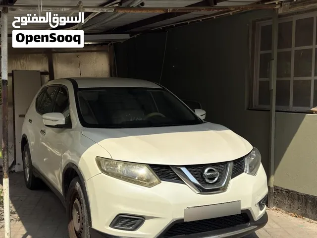 نيسان اكستريل 2014